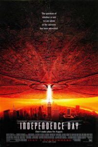 Pôster do filme Independence Day (1996) com frase 'O questionamento se estamos sozinhos no universo foi respondido'